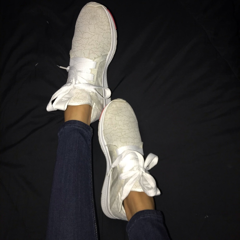 Adidas edge lux